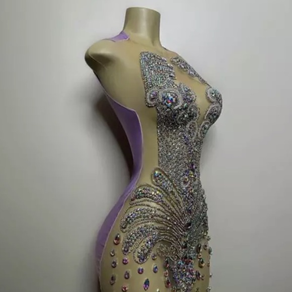 Party Gown/Prom Dresses - Picture 3 of 3